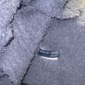 Barefoot Dreams cozy chic blanket